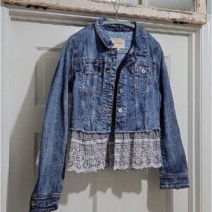 Stylish Blue Denim Jacket with Lace Detail
